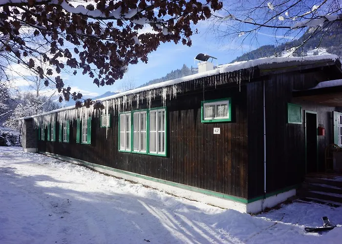 Privates Alpenchalet Mit Aussensauna Nyaraló