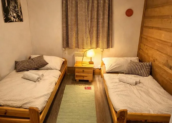 Privates Alpenchalet Mit Aussensauna Semesterbostad *