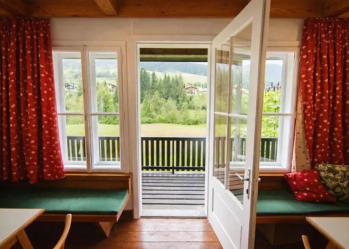 Tatil Evi Privates Alpenchalet Mit Aussensauna *
